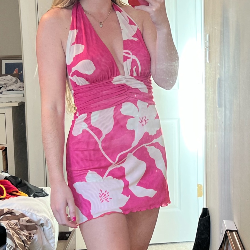 RESA Clint mini dress in Fuschia